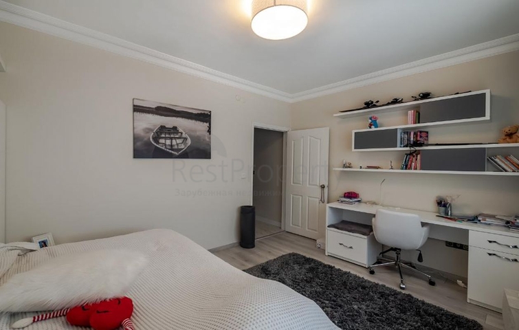 في مركز اسطنبول - بشيكتاش - دوبلكس خمس عرف وصالة مفروشة .