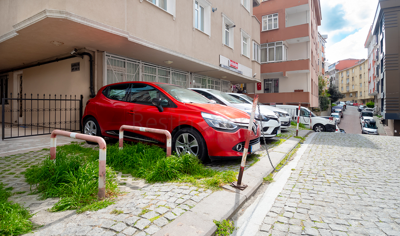 في مركز اسطنبول - بشيكتاش - دوبلكس خمس عرف وصالة مفروشة .