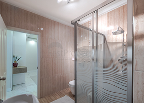 في مركز اسطنبول - بشيكتاش - دوبلكس خمس عرف وصالة مفروشة .