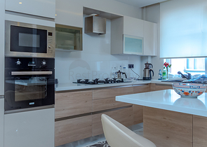 في مركز اسطنبول - بشيكتاش - دوبلكس خمس عرف وصالة مفروشة .