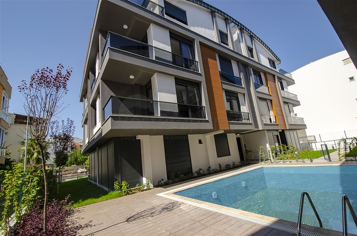 شقق 1 + 1، 2 + 1، 3+1 في مجمع في منطقة جوزيلوبا لارا