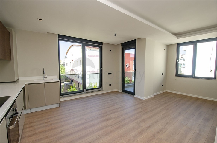 شقق 1 + 1، 2 + 1، 3+1 في مجمع في منطقة جوزيلوبا لارا