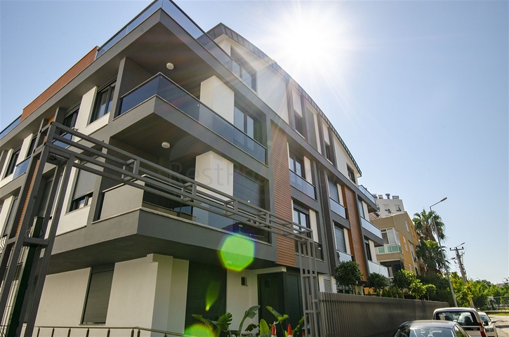 شقق 1 + 1، 2 + 1، 3+1 في مجمع في منطقة جوزيلوبا لارا