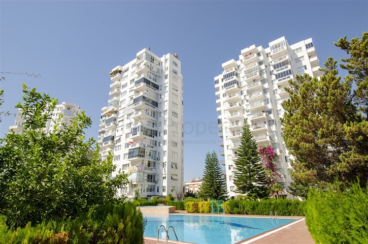 2 +1 شقة في لارا في مجمع مع مسبح الأولمبية