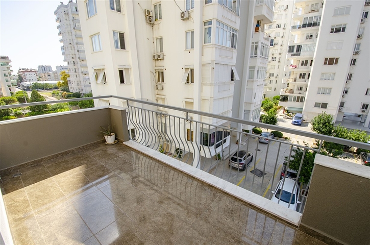 2 +1 شقة في لارا في مجمع مع مسبح الأولمبية