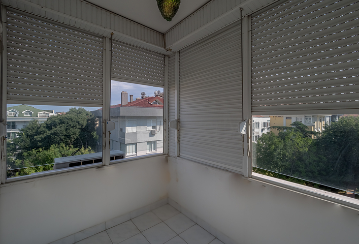 دوبلكس اربع غرف وصالة -قريبة من البحر في مركز اسطنبول 