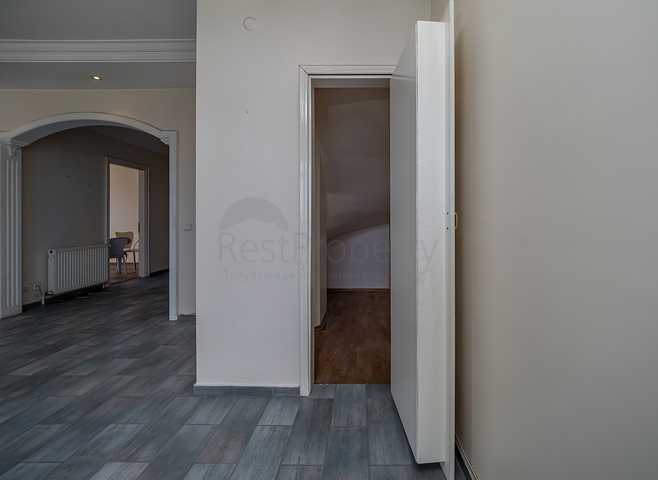 دوبلكس اربع غرف وصالة -قريبة من البحر في مركز اسطنبول 