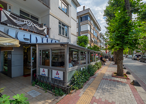 دوبلكس اربع غرف وصالة -قريبة من البحر في مركز اسطنبول 