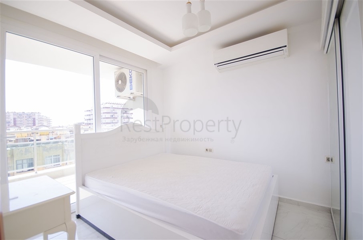 شقة غرفة وصالة ضمن مجمع سكني حديث بسعر جيد 