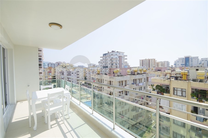 شقة غرفة وصالة ضمن مجمع سكني حديث بسعر جيد 