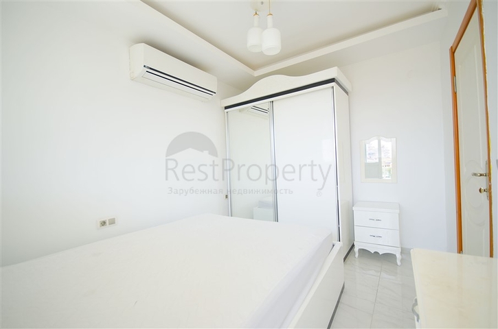 شقة غرفة وصالة ضمن مجمع سكني حديث بسعر جيد 