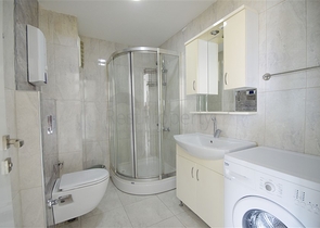 شقة غرفة وصالة ضمن مجمع سكني حديث بسعر جيد 