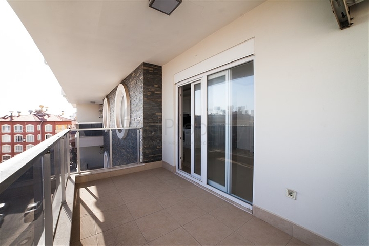 دوبلكس - ثلاث غرف وصالة - في مركز الانيا بالقرب من شاطئ كليوباترا  الشهير 