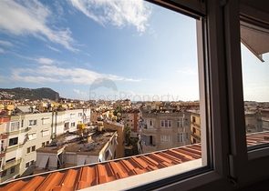 دوبلكس - ثلاث غرف وصالة - في مركز الانيا بالقرب من شاطئ كليوباترا  الشهير 