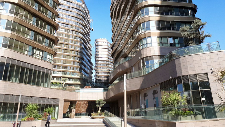 غرفة وصالة ضمن مجمع فخم في مركز اسطنبول 