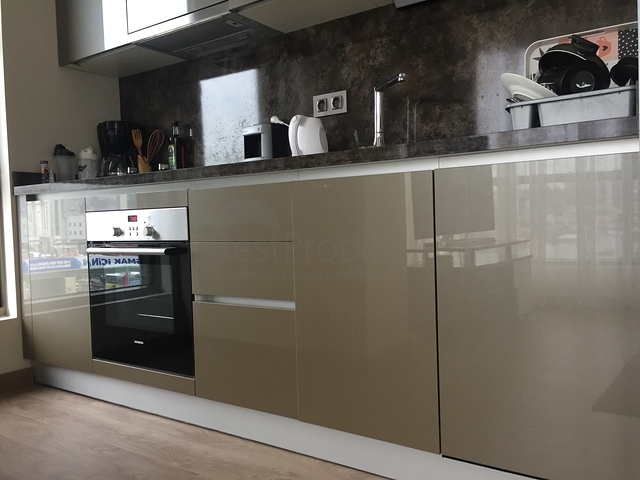 غرفة وصالة ضمن مجمع فخم في مركز اسطنبول 