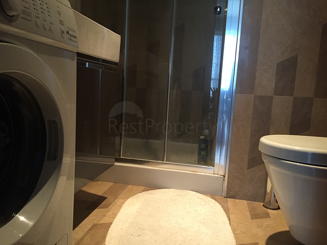 غرفة وصالة ضمن مجمع فخم في مركز اسطنبول 