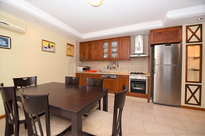 اول خط على البحر - غرفتين وصالة مفروشة في منطقة مهموتلار / الانيا 