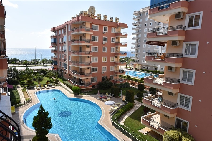 اول خط على البحر - غرفتين وصالة مفروشة في منطقة مهموتلار / الانيا 