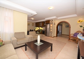 اول خط على البحر - غرفتين وصالة مفروشة في منطقة مهموتلار / الانيا 