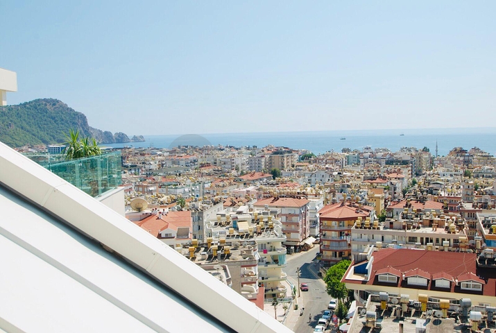 اطلالة بحر ساحرة - شقة مفروشة اربع غرف وصالة في مركز الانيا 