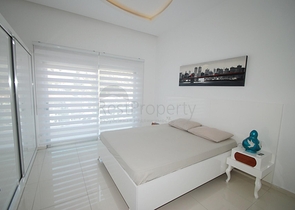 اطلالة بحر ساحرة - شقة مفروشة اربع غرف وصالة في مركز الانيا 