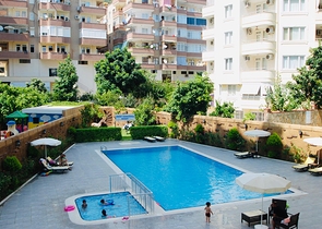 اطلالة بحر ساحرة - شقة مفروشة اربع غرف وصالة في مركز الانيا 