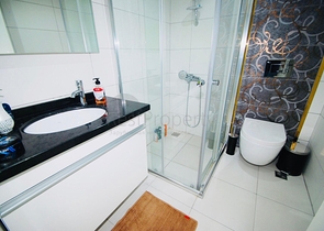 اطلالة بحر ساحرة - شقة مفروشة اربع غرف وصالة في مركز الانيا 