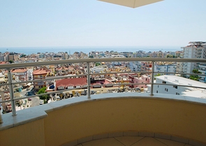 اطلالة بحر ساحرة - شقة مفروشة اربع غرف وصالة في مركز الانيا 