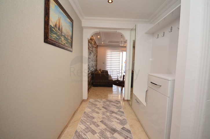 شقة غرفتين وصالة باطلالة بحرية مباشرة في الانيا 