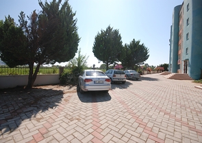 شقة غرفتين وصالة باطلالة بحرية مباشرة في الانيا 