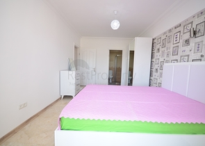 شقة غرفتين وصالة باطلالة بحرية مباشرة في الانيا 