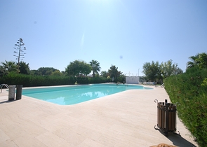 شقة غرفتين وصالة باطلالة بحرية مباشرة في الانيا 