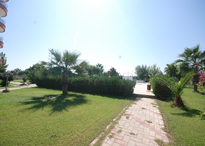 شقة غرفتين وصالة باطلالة بحرية مباشرة في الانيا 