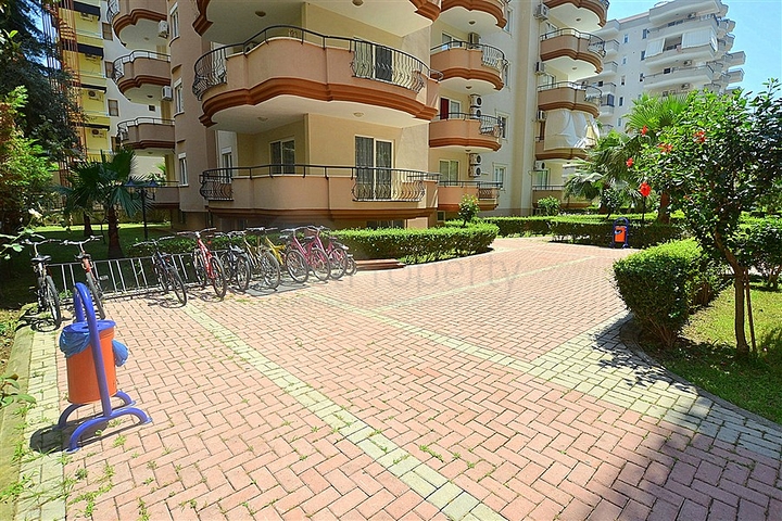 شقة عائلية واسعة بتصميم غرفتين وصالة - مفروشة - في مهموتلار / الانيا 