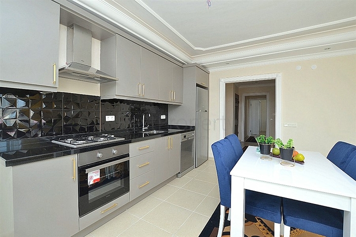 شقة عائلية واسعة بتصميم غرفتين وصالة - مفروشة - في مهموتلار / الانيا 