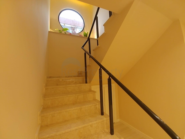 دوبلكس فاخرة باطلالة بحرية في مهموتلار / الانيا  دوبلكس فاخرة باطلالة بحرية في مهموتلار / الانيا