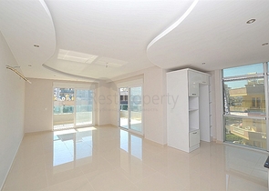 شقة غرفتين وصالة ضمن مجمع سكني في مهموتلار / الانيا 