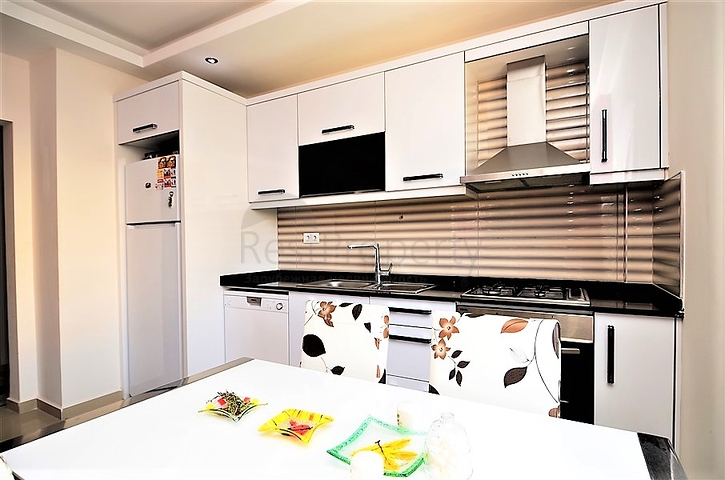 شقة غرفة وصالة مفروشة ضمن مجمع يضم كافة الخدمات في جيكجلي / الانيا 