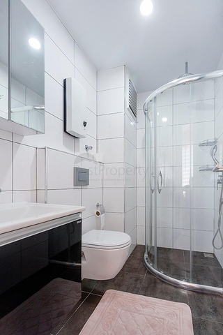 استديو مفروش ضمن مجمع خمس نجوم في كاستل / الانيا 