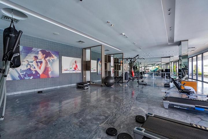 استديو مفروش ضمن مجمع خمس نجوم في كاستل / الانيا 