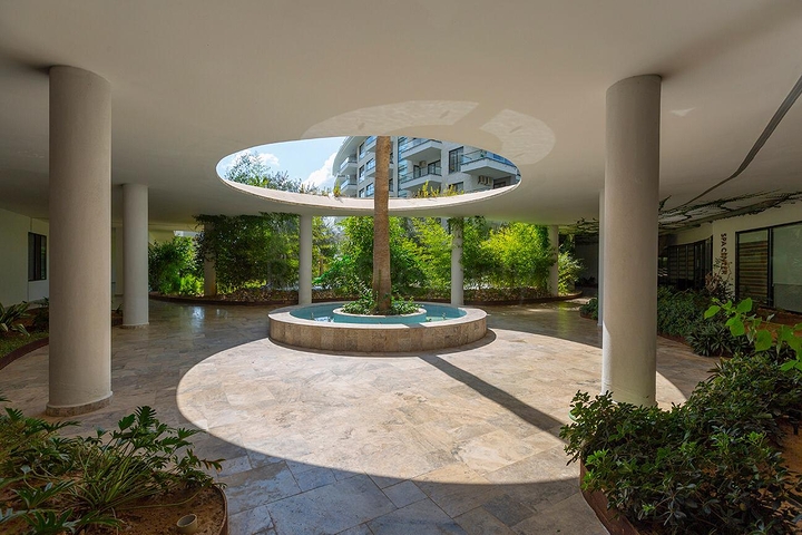 استديو مفروش ضمن مجمع خمس نجوم في كاستل / الانيا 