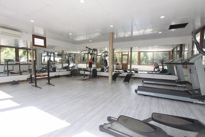 شقة مفروشة ضمن مجمع فاخر في كاستل / الانيا  