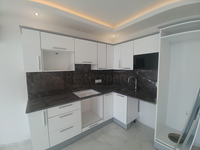 شقة غرفة وصالة ضمن مجمع سكني بخدمات خمس نجوم في مهموتلار / الانيا 