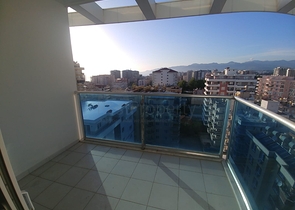 شقة غرفة وصالة ضمن مجمع سكني بخدمات خمس نجوم في مهموتلار / الانيا 