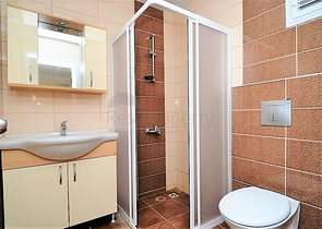 شقة غرفة وصالة مفروشة ضمن مجمع سكني في مهموتلار / الانيا 