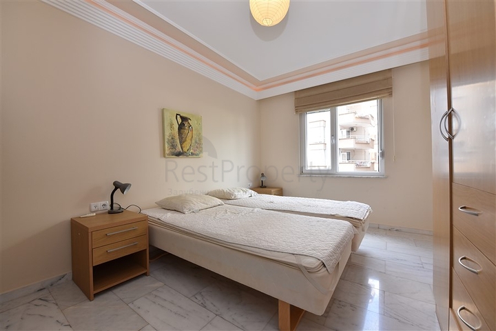 اول خط على البحر - شقة مفروشة ثلاث غرف وصالة في توسمور / الانيا 