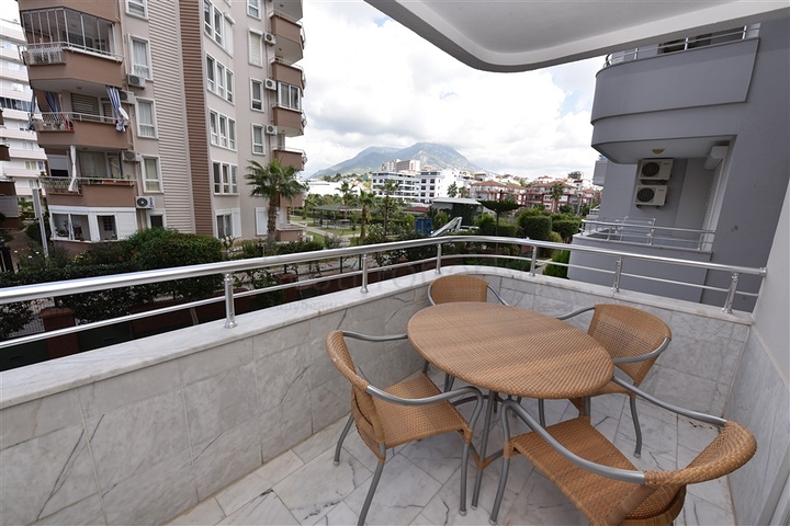 اول خط على البحر - شقة مفروشة ثلاث غرف وصالة في توسمور / الانيا 