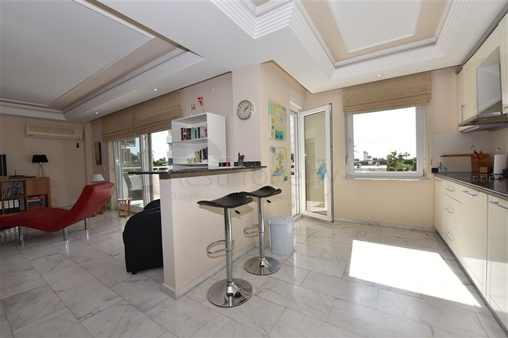 اول خط على البحر - شقة مفروشة ثلاث غرف وصالة في توسمور / الانيا 