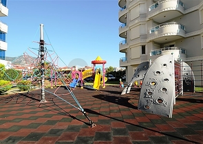 اول خط على البحر - شقة مفروشة ثلاث غرف وصالة في توسمور / الانيا 